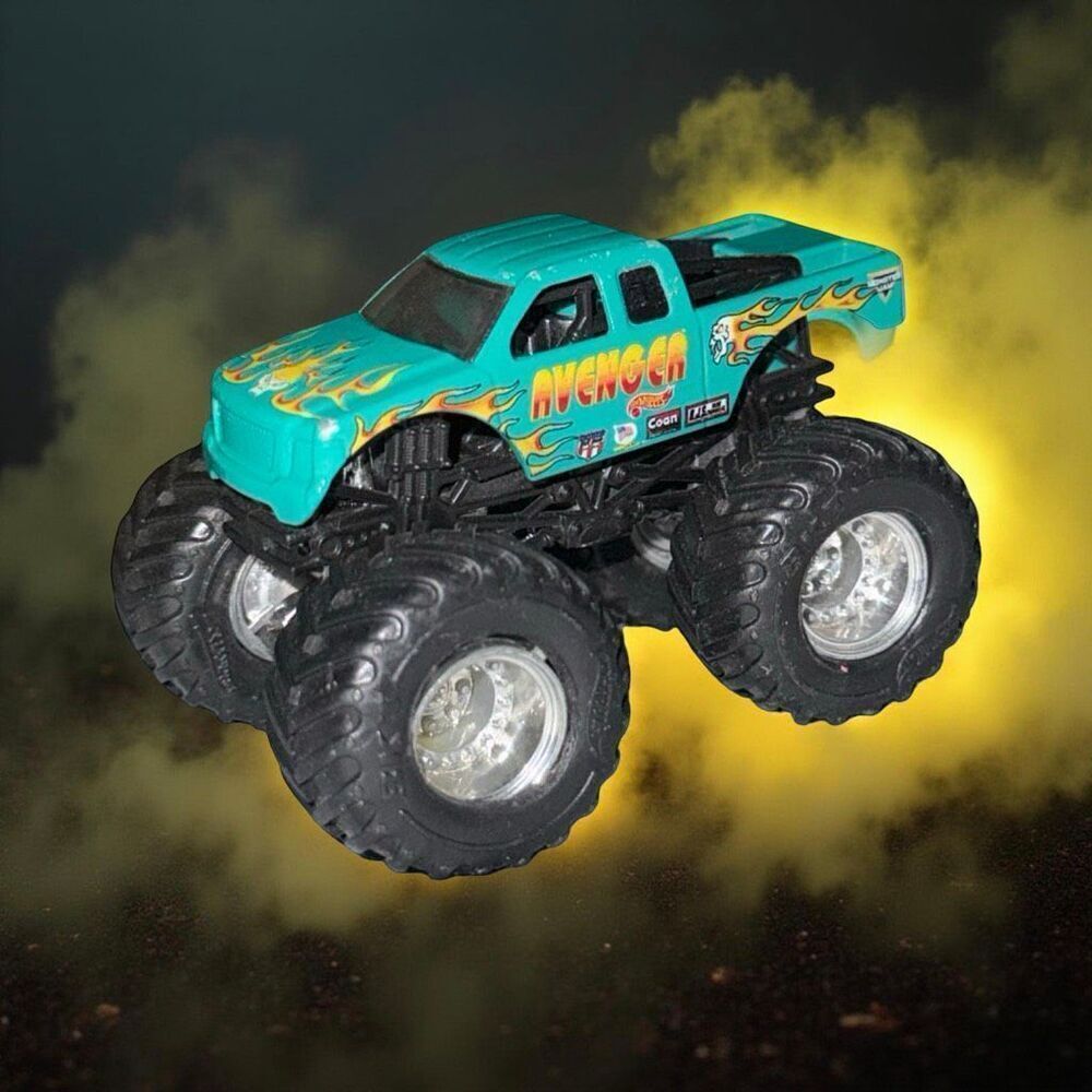 HOT WHEELS Monster Jam Avengers Monster Truck 1:64 Scale